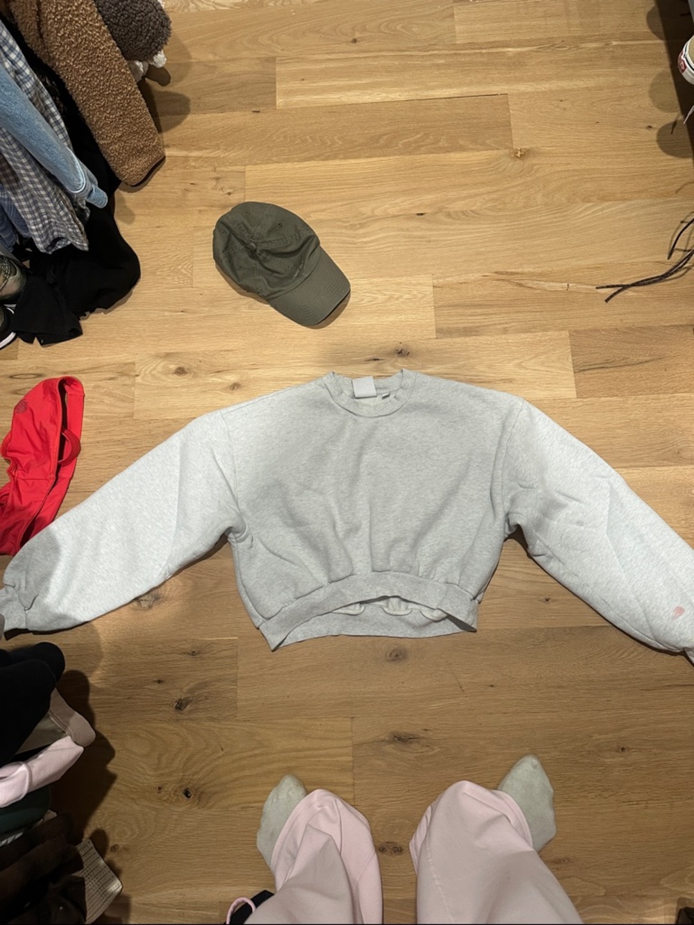 Aritzia sweat fleece Cropped Women's Sweatshirt